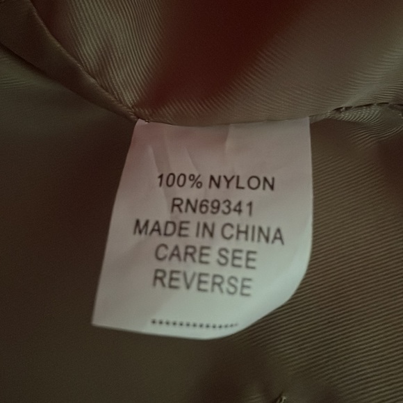 Princess Cruises hot-pink handbag - Picture 12 of 12